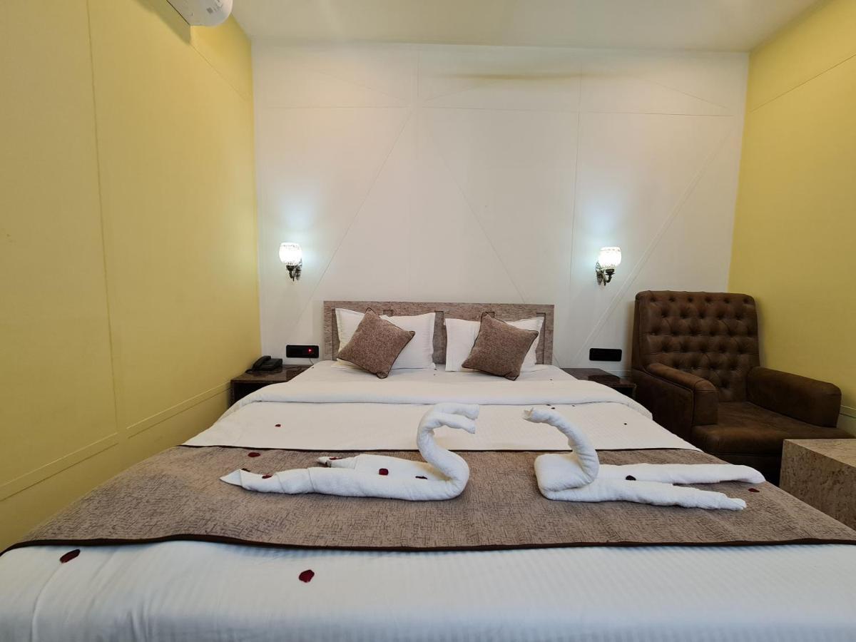 Hotel Aurelia Pearl Patna  Buitenkant foto
