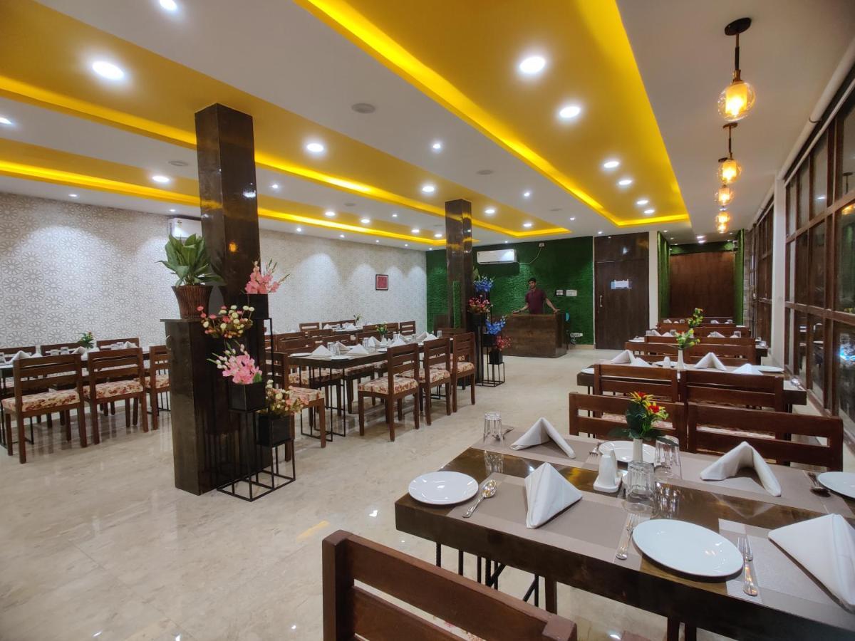 Hotel Aurelia Pearl Patna  Buitenkant foto